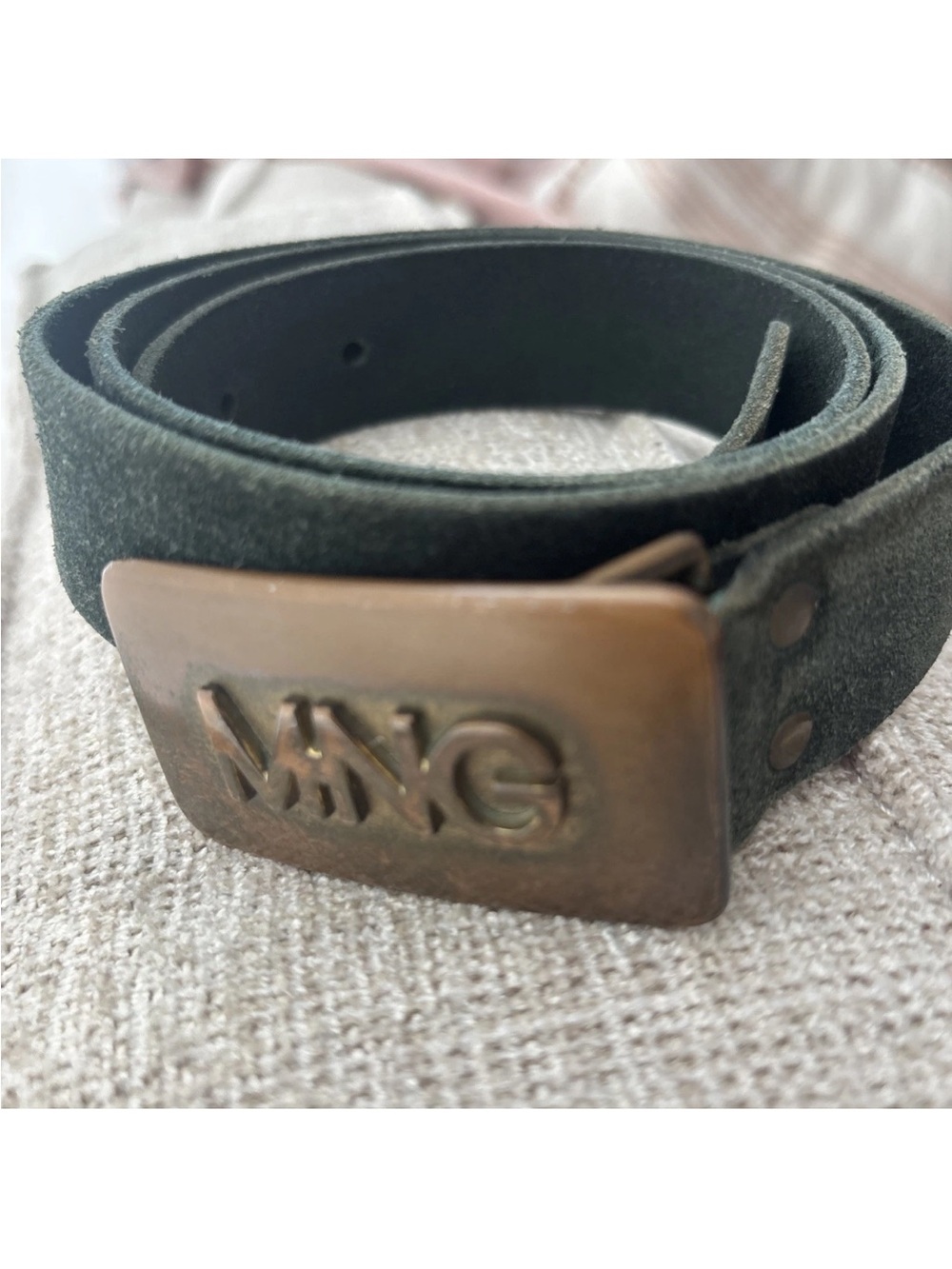 Vintage MNG by Mango genuine suede belt from the 2000s. Dark green suede with a